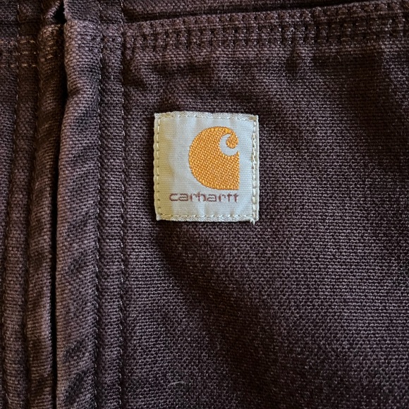 Women’s Carhartt Jacket - Picture 2 of 3